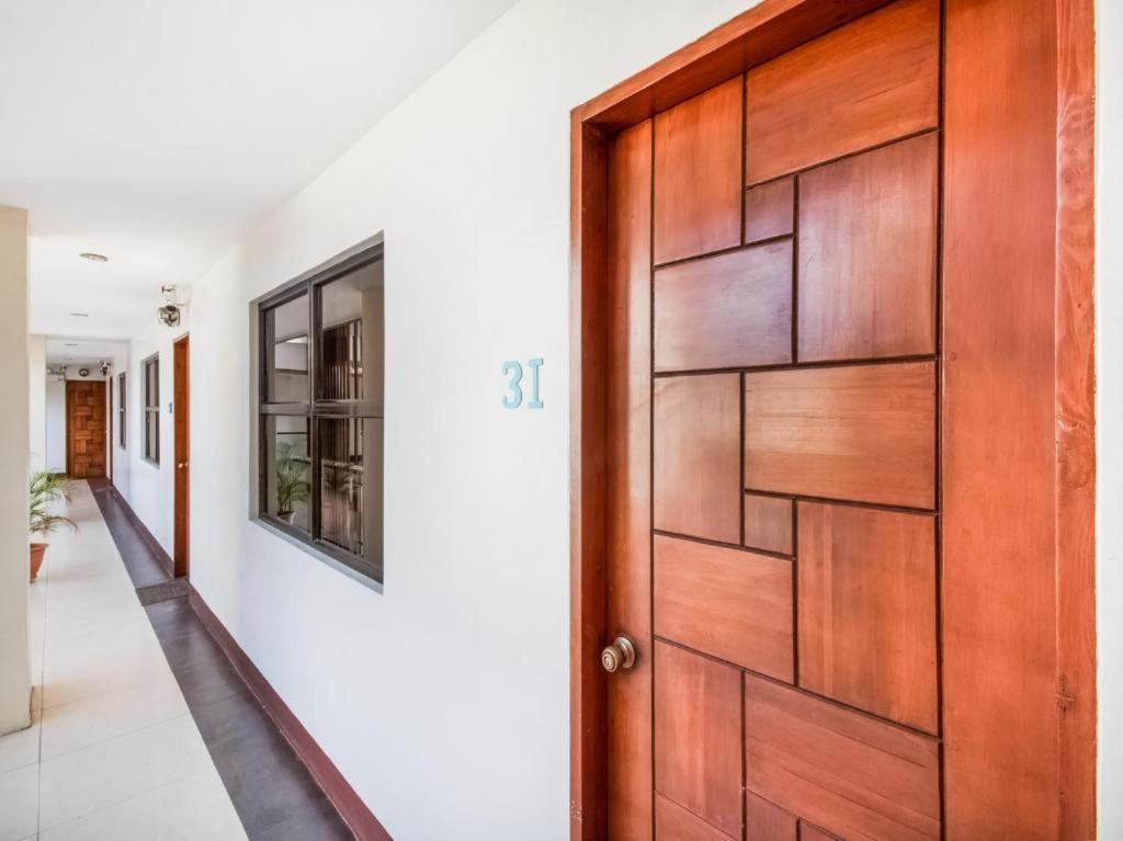 Mca Suites By Hiverooms Cebu ภายนอก รูปภาพ